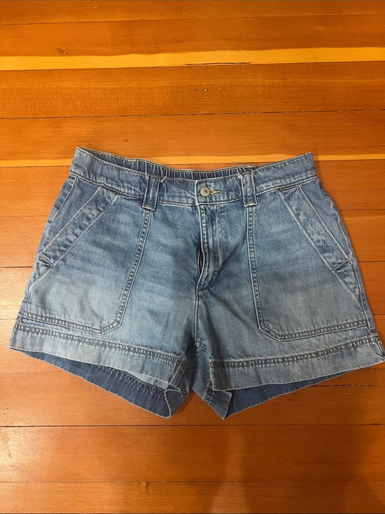 Old Navy Pants - Old Navy Light Blue Denim Women’s Shorts Medium